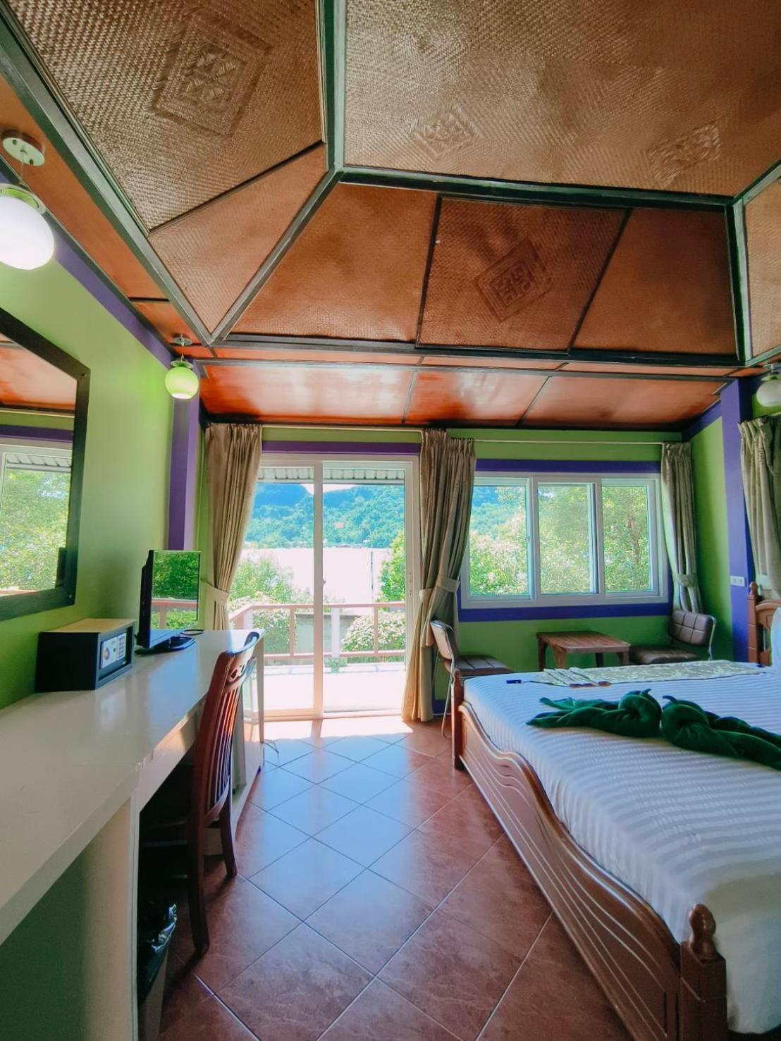 Phi Phi View Point Resort Buitenkant foto